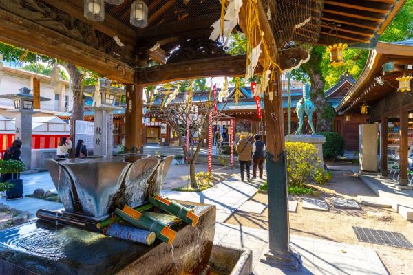 iStock-ben-bryant-Kushida-Shrine-in-Hakata-fukuoka.jpg