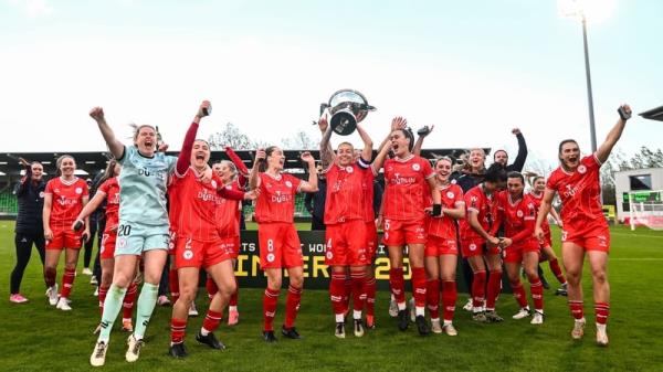 Shelbourne celebrate their FAI Cup triumph